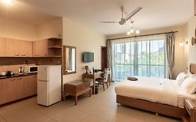 Lotos Hotel Nairobi 4*